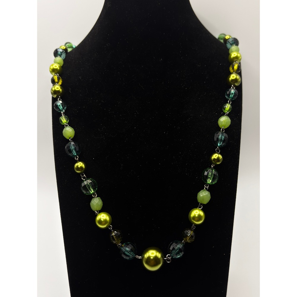 Candie's Beaded Necklace Womens 36" Green‎ Teal Faux Pearl Crystal Long Strand